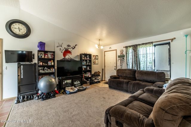 51 & 55 E Ryan Drive, Hayden, ID 83835