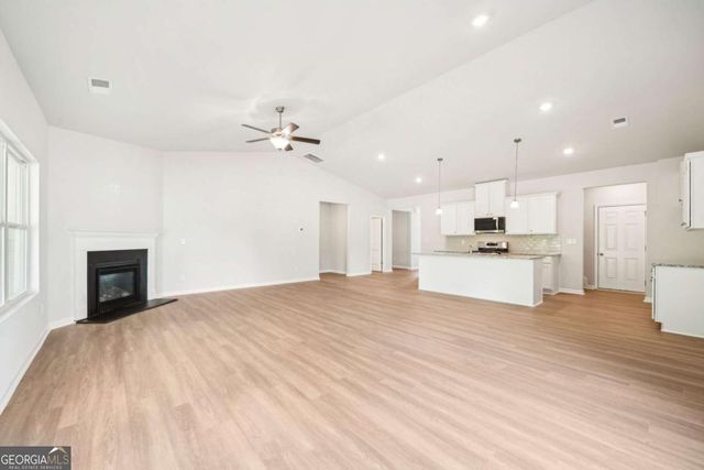 1471 Stephens View Drive, Loganville, GA 30052