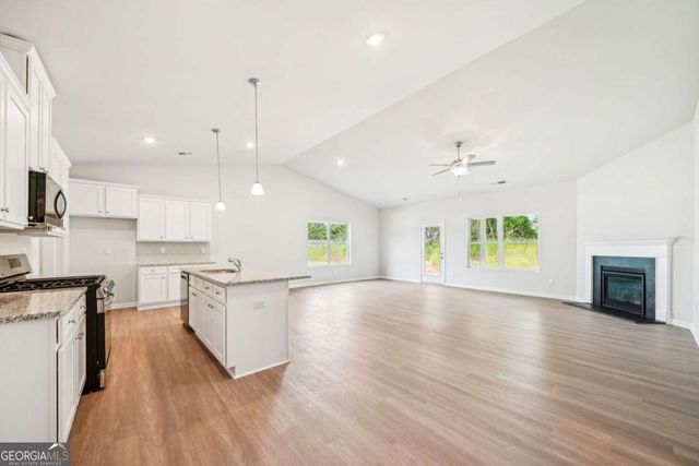 1471 Stephens View Drive, Loganville, GA 30052