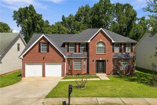 645 Wildboar Court, Fairburn, GA 30213