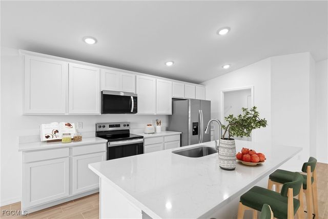 1506 NE 13th AVE, Cape Coral, FL 33909