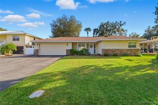 1840 NW 18th Street, Crystal River, FL 34428