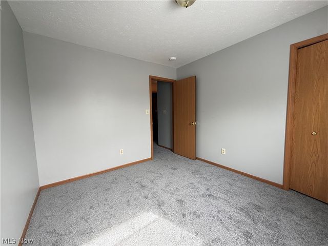 1305 Superior Avenue, Akron, OH 44307