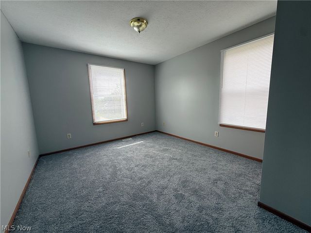 1305 Superior Avenue, Akron, OH 44307