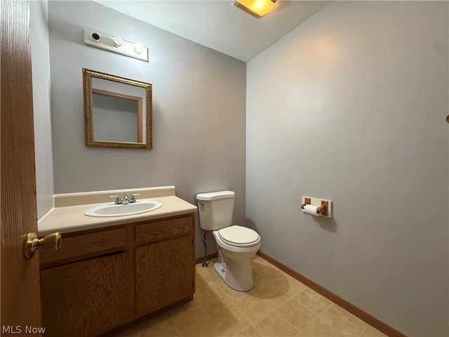 1305 Superior Avenue, Akron, OH 44307