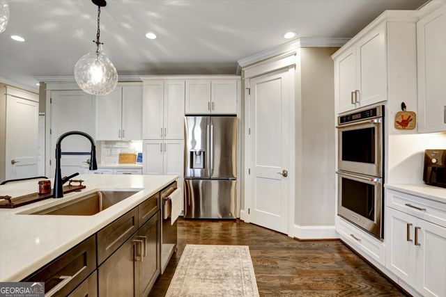 6108 Hutchins Drive, Buford, GA 30518