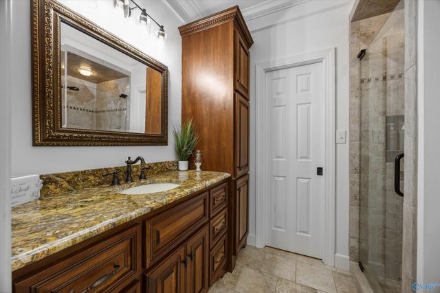 302 Devon Circle SE, Huntsville, AL 35802