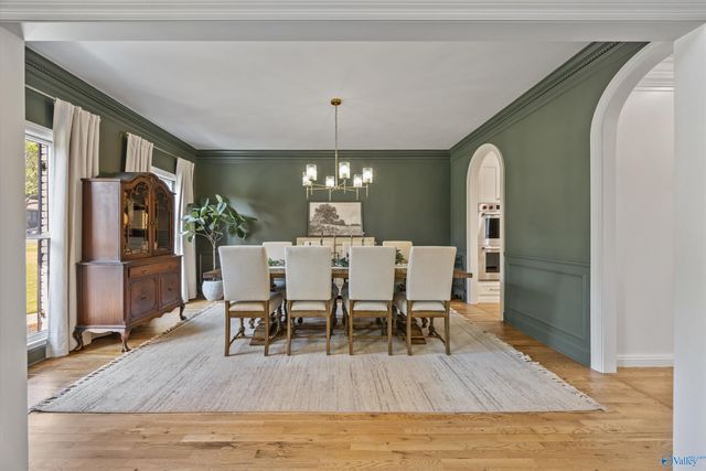 302 Devon Circle SE, Huntsville, AL 35802