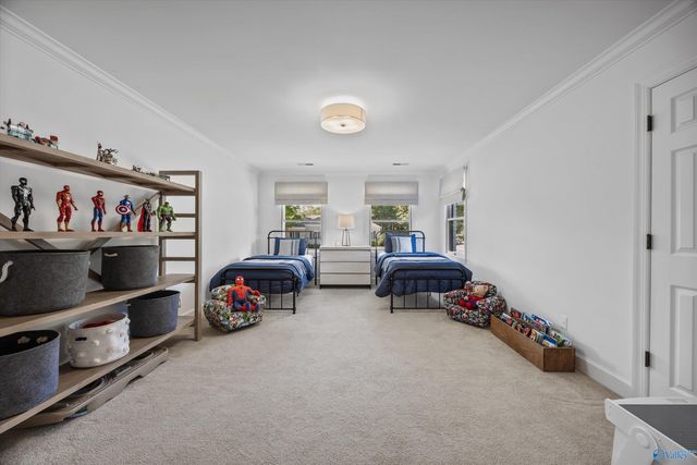 302 Devon Circle SE, Huntsville, AL 35802