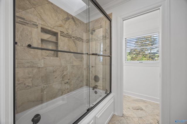 302 Devon Circle SE, Huntsville, AL 35802