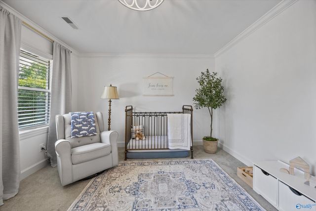 302 Devon Circle SE, Huntsville, AL 35802