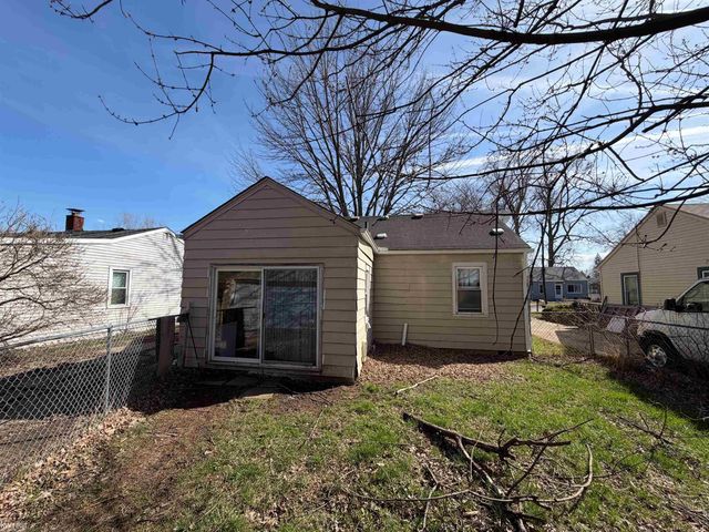 1387 Webber Avenue, Burton, MI 48529