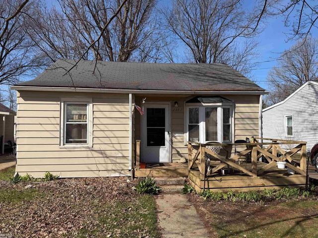 1387 Webber Avenue, Burton, MI 48529