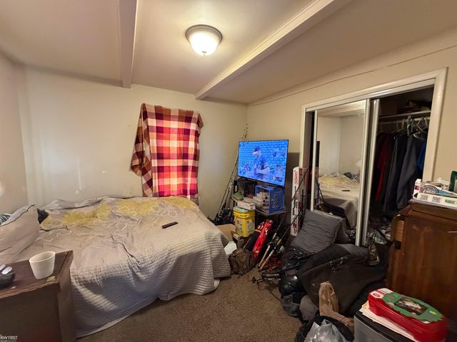 1387 Webber Avenue, Burton, MI 48529