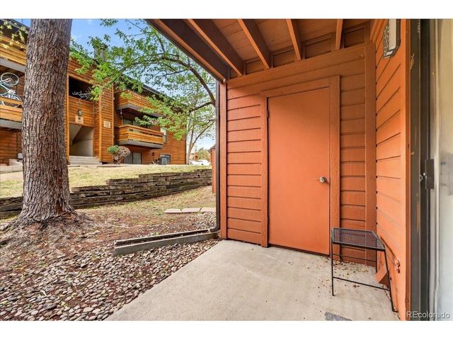 433 Wright St 101, Lakewood, CO 80228