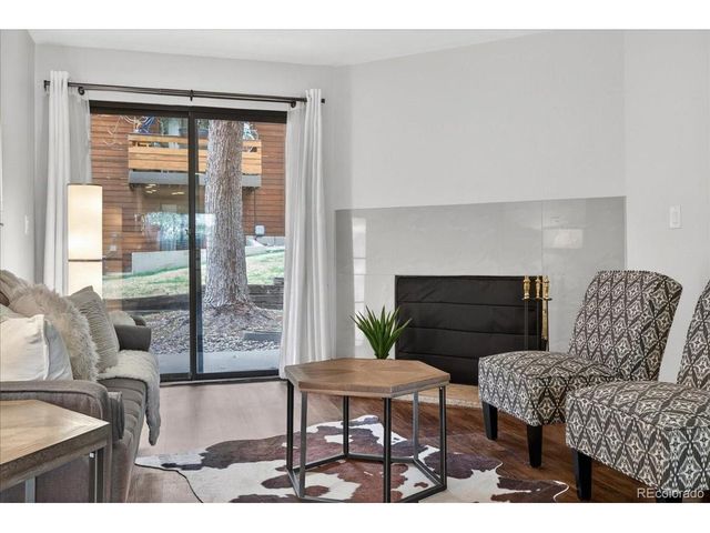 433 Wright St 101, Lakewood, CO 80228