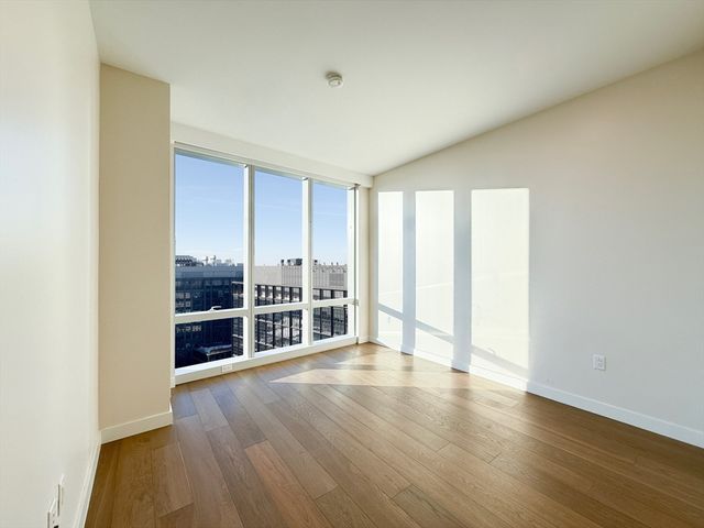 188 Brookline Ave 24I, Boston, MA 02215