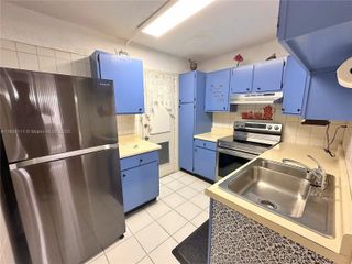 16790 NE 14th Ave 312, Miami, FL 33162