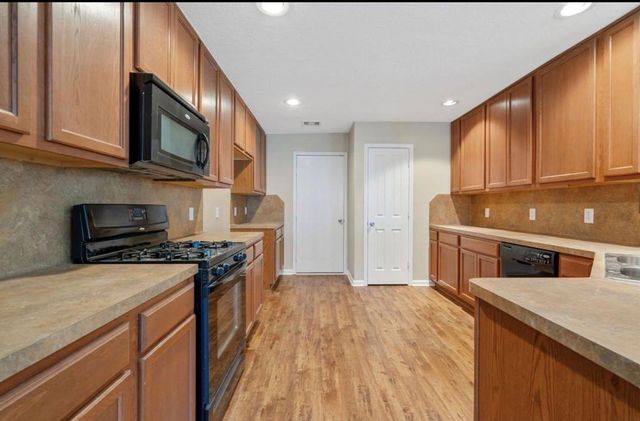3134 Ribbon Creek Way, Spring, TX 77389