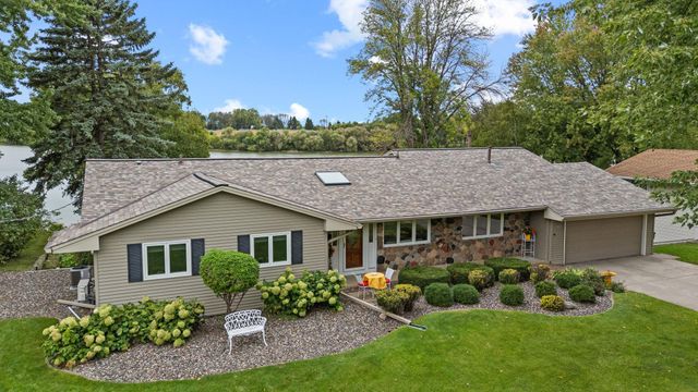 13931 Lawndale Lane N, Dayton, MN 55327