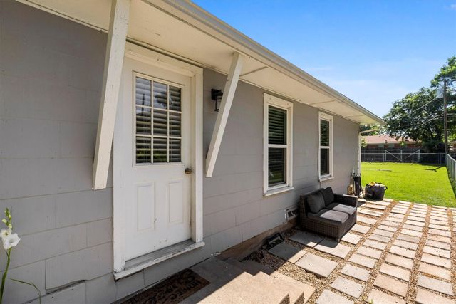 323 S 3rd Street, Wylie, TX 75098