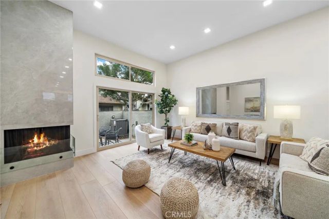 10 Starfall 11, Irvine, CA 92603