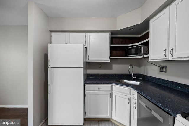 45 SANDRA RD, Voorhees, NJ 08043