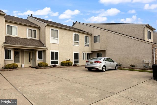 45 SANDRA RD, Voorhees, NJ 08043