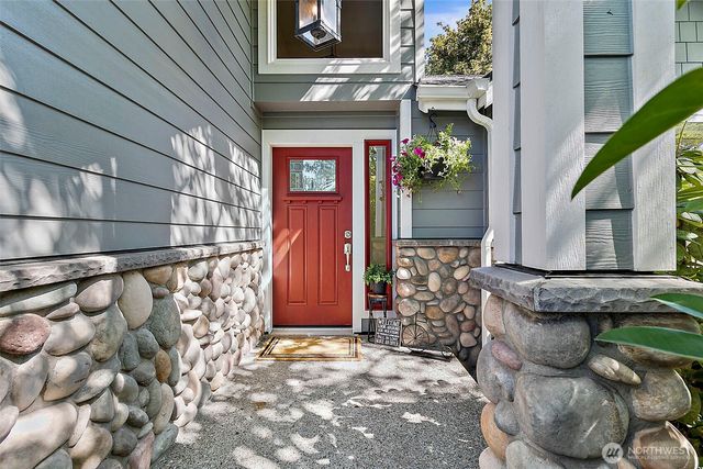 22812 SE 265th Place, Maple Valley, WA 98038