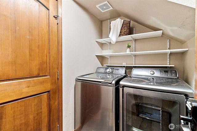 22812 SE 265th Place, Maple Valley, WA 98038