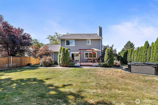 22812 SE 265th Place, Maple Valley, WA 98038