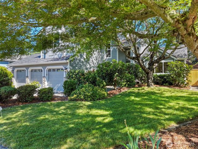 22812 SE 265th Place, Maple Valley, WA 98038