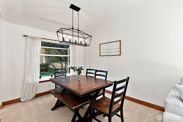 22812 SE 265th Place, Maple Valley, WA 98038
