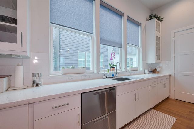 2608 Rusk Street, Houston, TX 77003