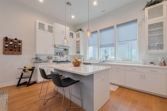 2608 Rusk Street, Houston, TX 77003