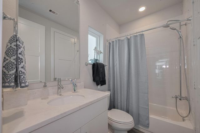 2608 Rusk Street, Houston, TX 77003