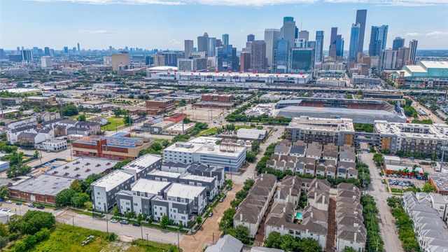 2608 Rusk Street, Houston, TX 77003