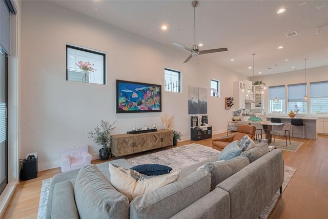 2608 Rusk Street, Houston, TX 77003