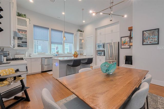 2608 Rusk Street, Houston, TX 77003