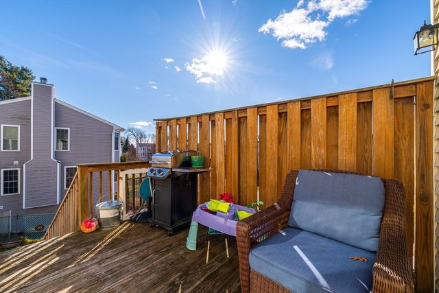 72 Sophia Dr, Worcester, MA 01607