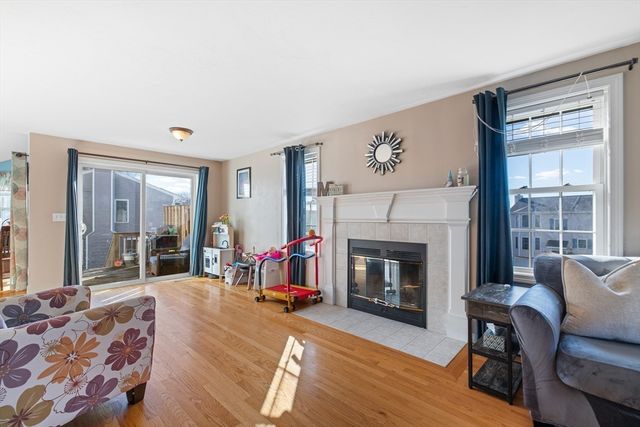 72 Sophia Dr, Worcester, MA 01607