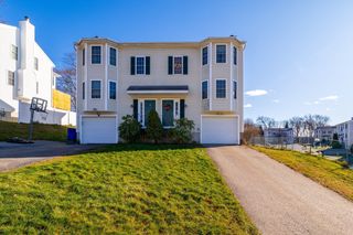 72 Sophia Dr, Worcester, MA 01607