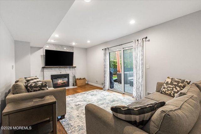 3 Vancouver Road, Morganville, NJ 07751