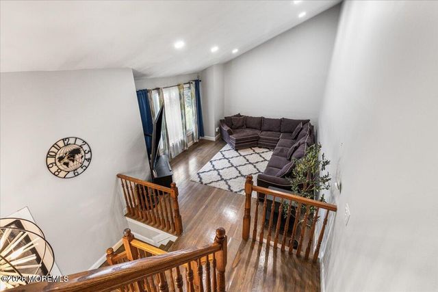 3 Vancouver Road, Morganville, NJ 07751