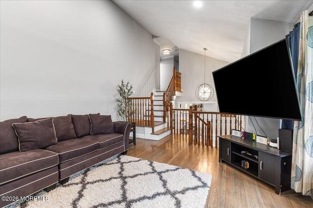 3 Vancouver Road, Morganville, NJ 07751