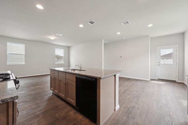 119 Honeybee LN, Elgin, TX 78621
