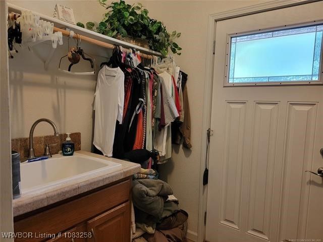 112045 4630 Road, Gans, OK 74936