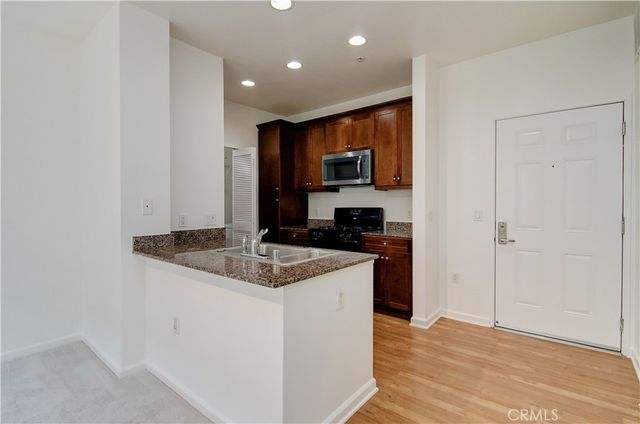 2358 Scholarship, Irvine, CA 92612