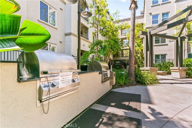 2358 Scholarship, Irvine, CA 92612