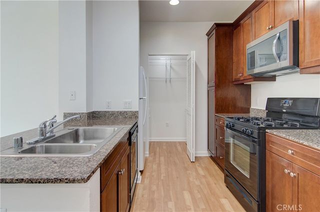 2358 Scholarship, Irvine, CA 92612